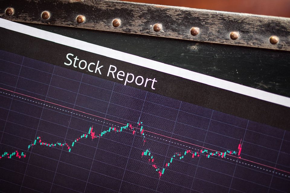 How to list your company in stock market: clear steps marketing