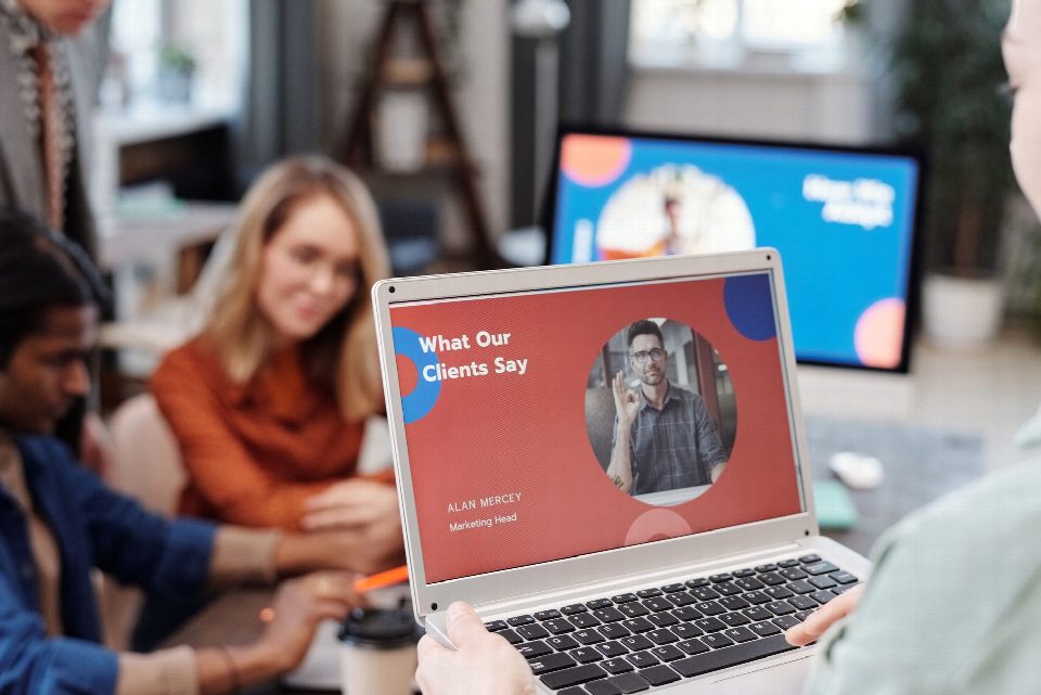 A practical linkbuilding guide for marketing pros and Dundee clues marketing